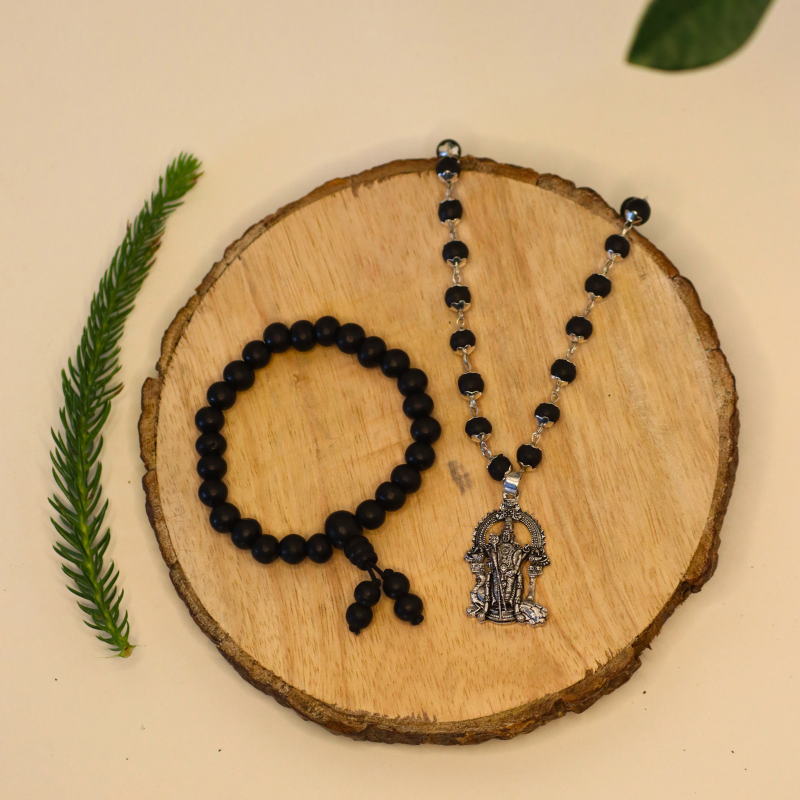 Silver Plated Lord Murugan Pendant with FREE Karungali Stretchable Bracelet