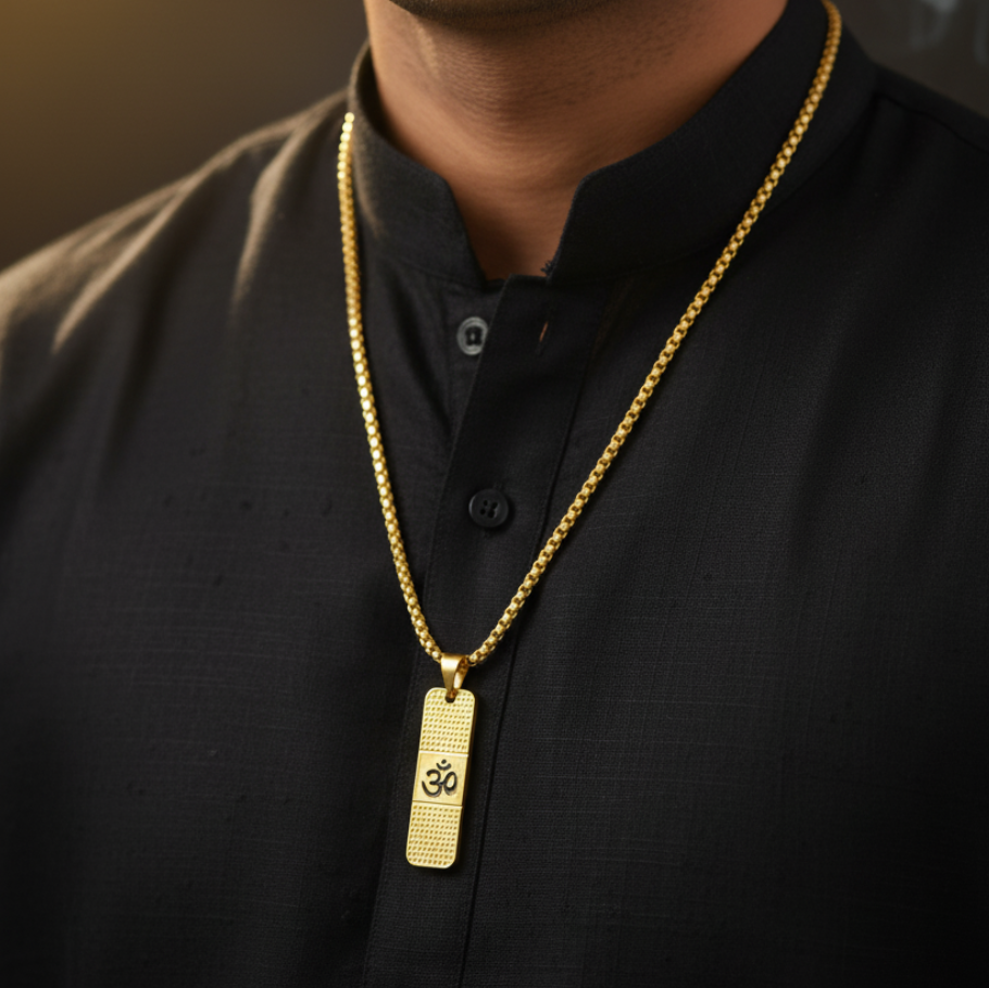 OM PREMIUM GOLD PENDANT AND CHAIN WITH UNIQUE DOTTED PATTERN