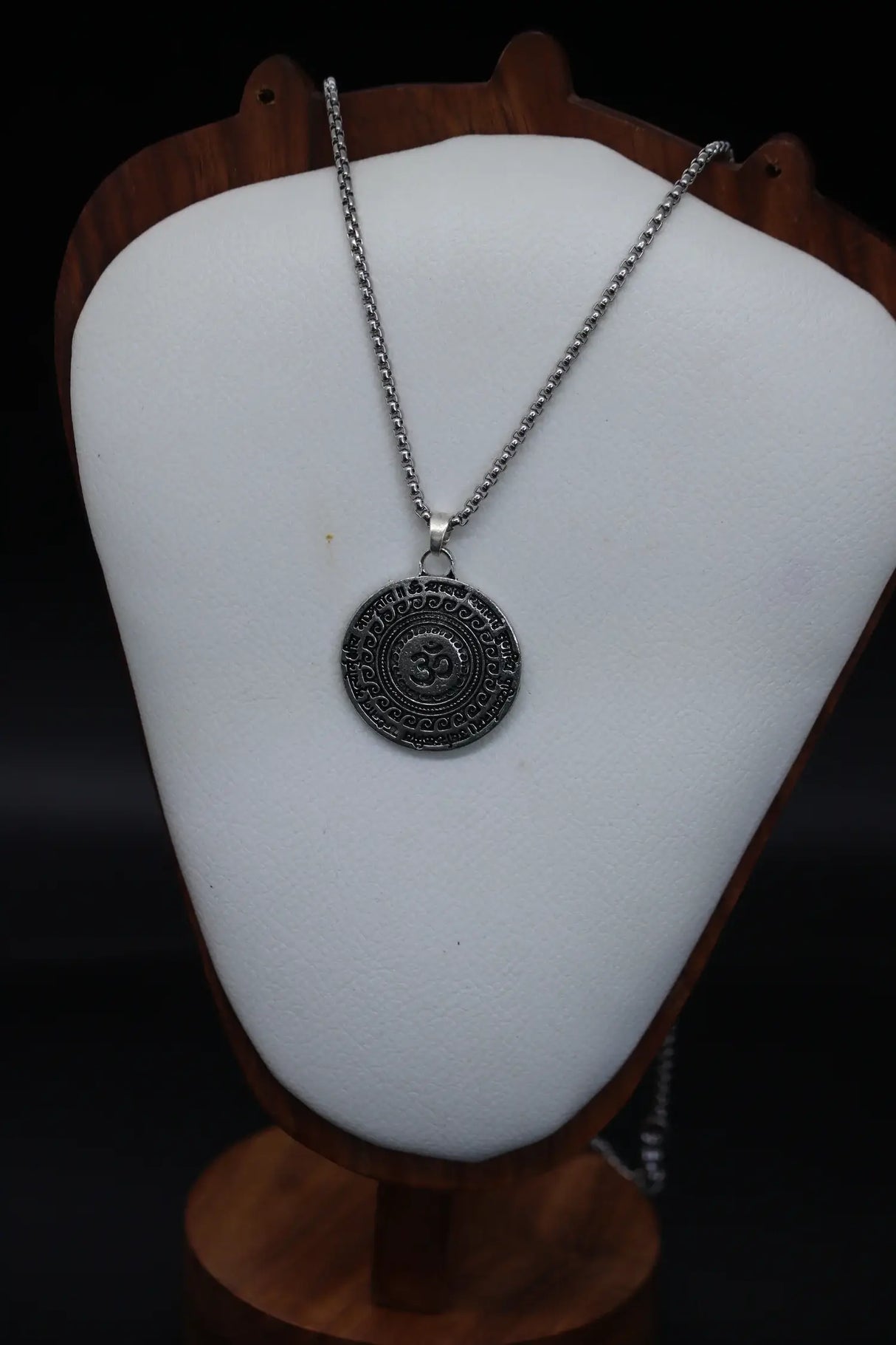 Maha Mrityunjaya Mantra pendant
