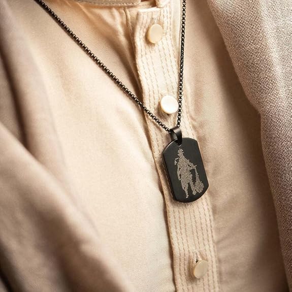 Hanuman Chalisa Pendant – Courage, Devotion & Protection
